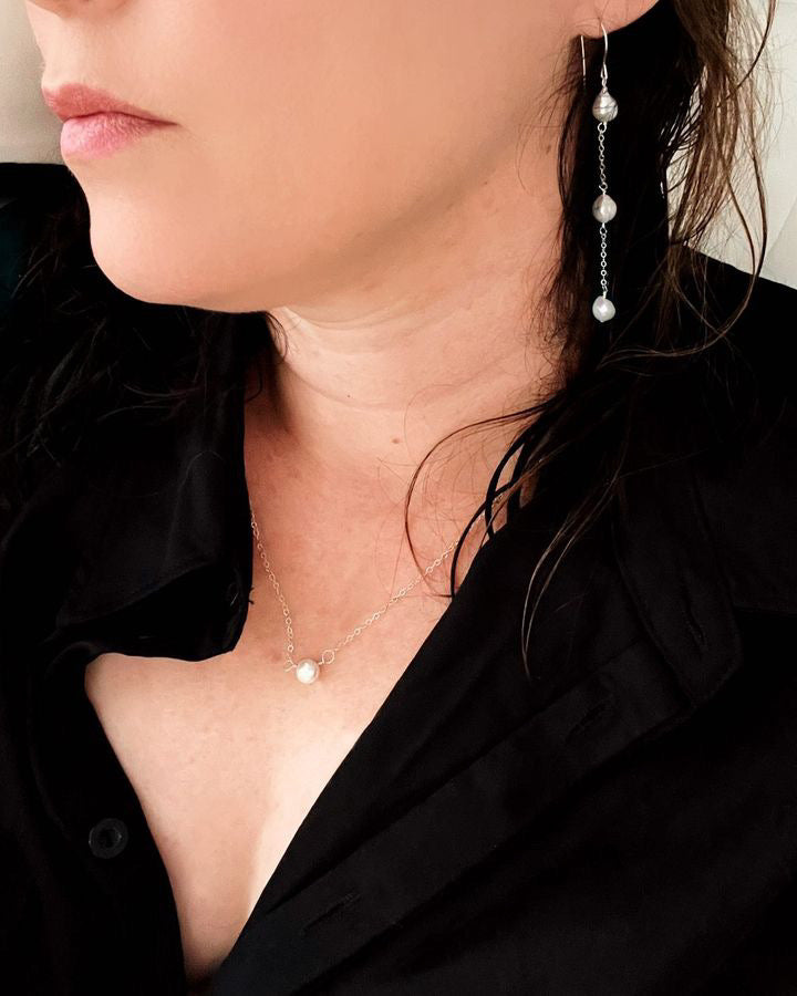 Jamie Chain Drop Earrings - Near-round Edison Pearl Chain Drop Earrings