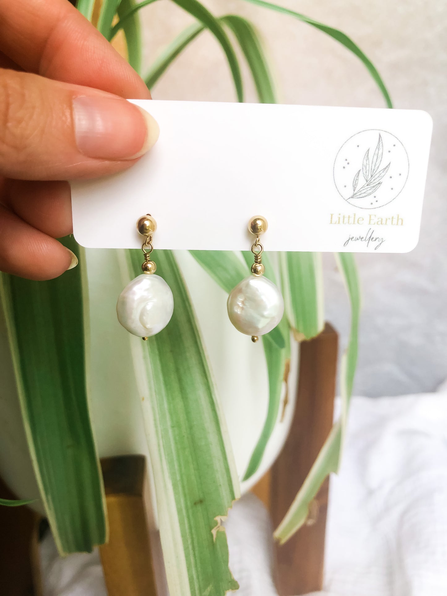 Mia Drop Earrings - Pearl Drop Earrings