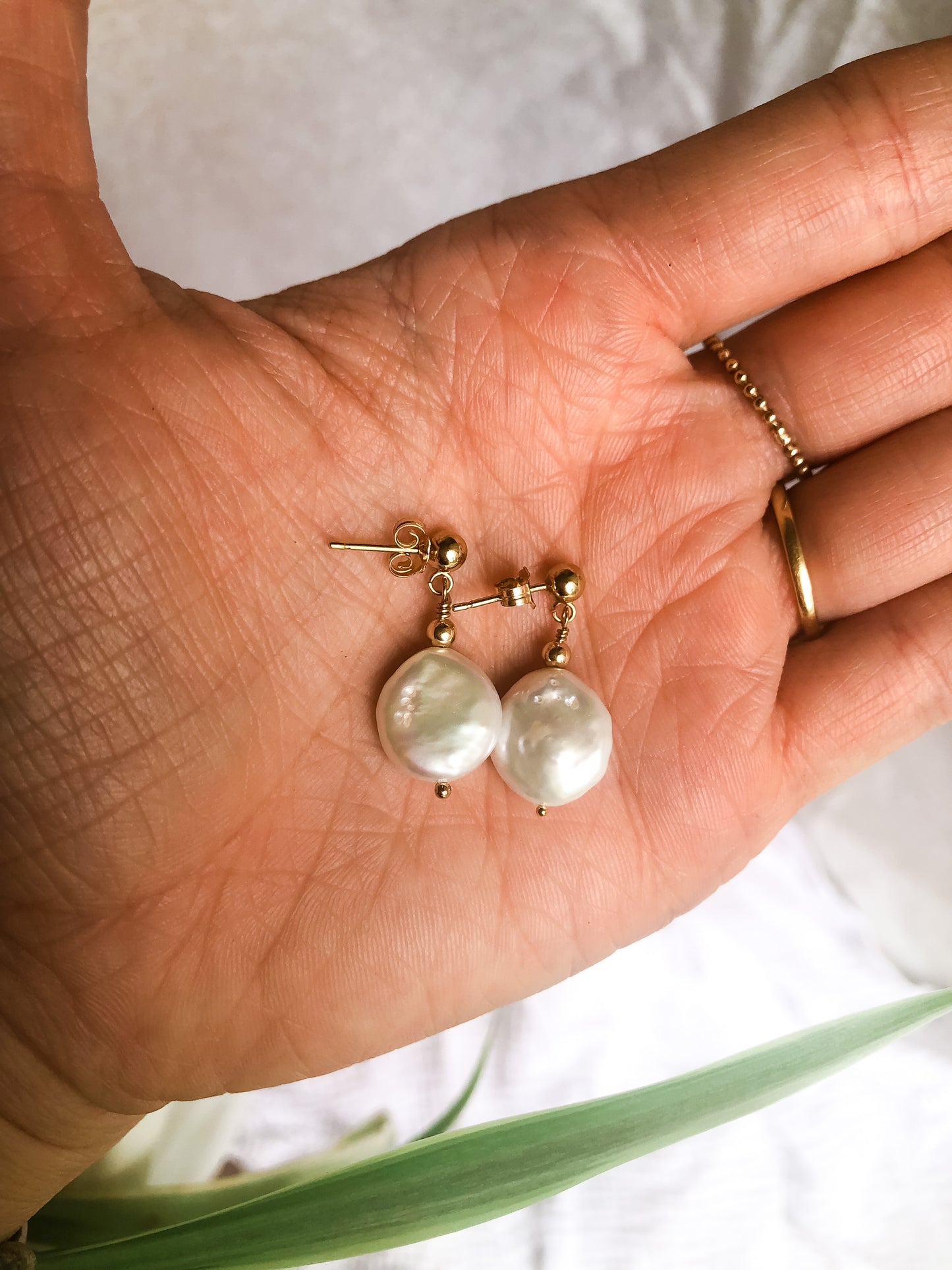 Mia Drop Earrings - Pearl Drop Earrings